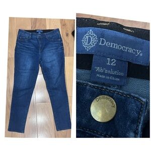 Democracy Women's Dark Blue Skinny Jeans